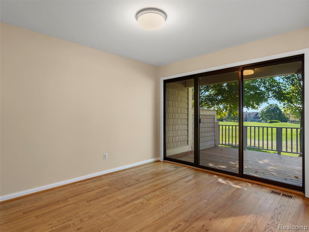 718 Upper Scotsborough Way, Bloomfield Hills, MI 48304 — Photo 13