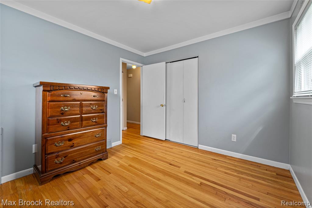 29064 Howard Avenue, Madison Heights, MI 48071 — Photo 10