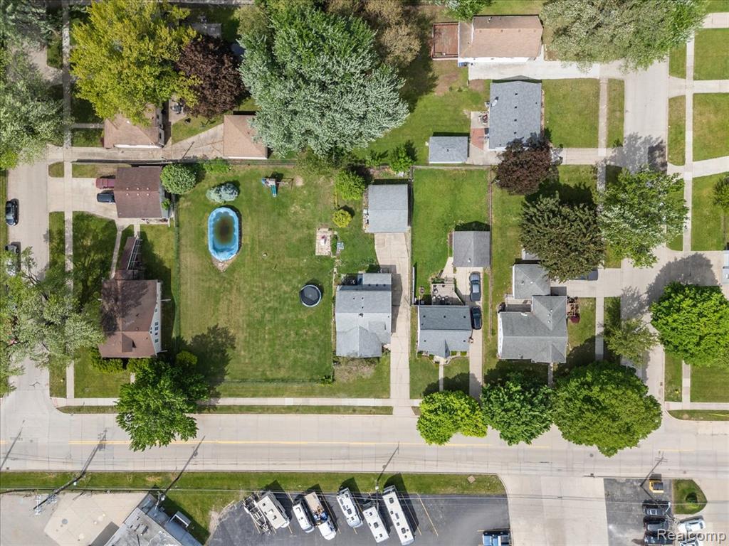 253 N Rose Street, Mount Clemens, MI 48043 — Photo 22