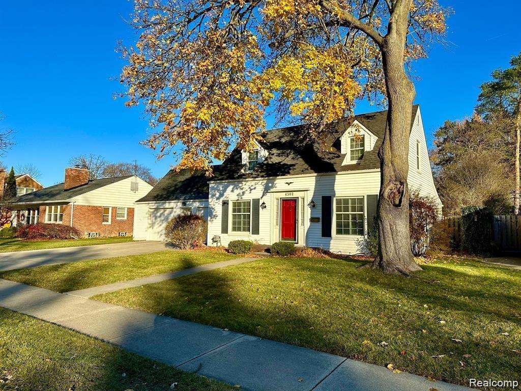 4302 SHERIDAN Drive, Royal Oak, MI 48073 — Photo 2