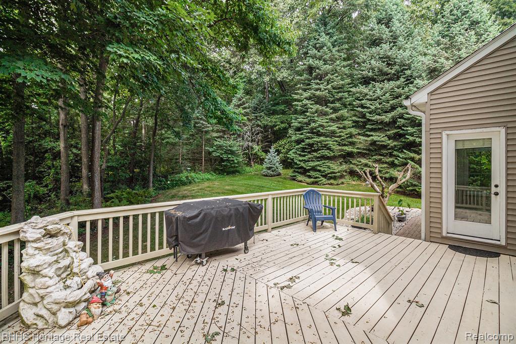 431 Timber Ridge Drive, Highland, MI — Photo 33