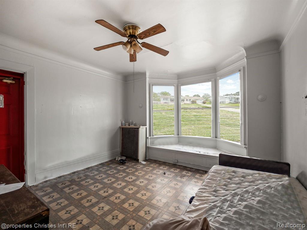 485 E GRAND Boulevard, Detroit, MI 48207 — Photo 21