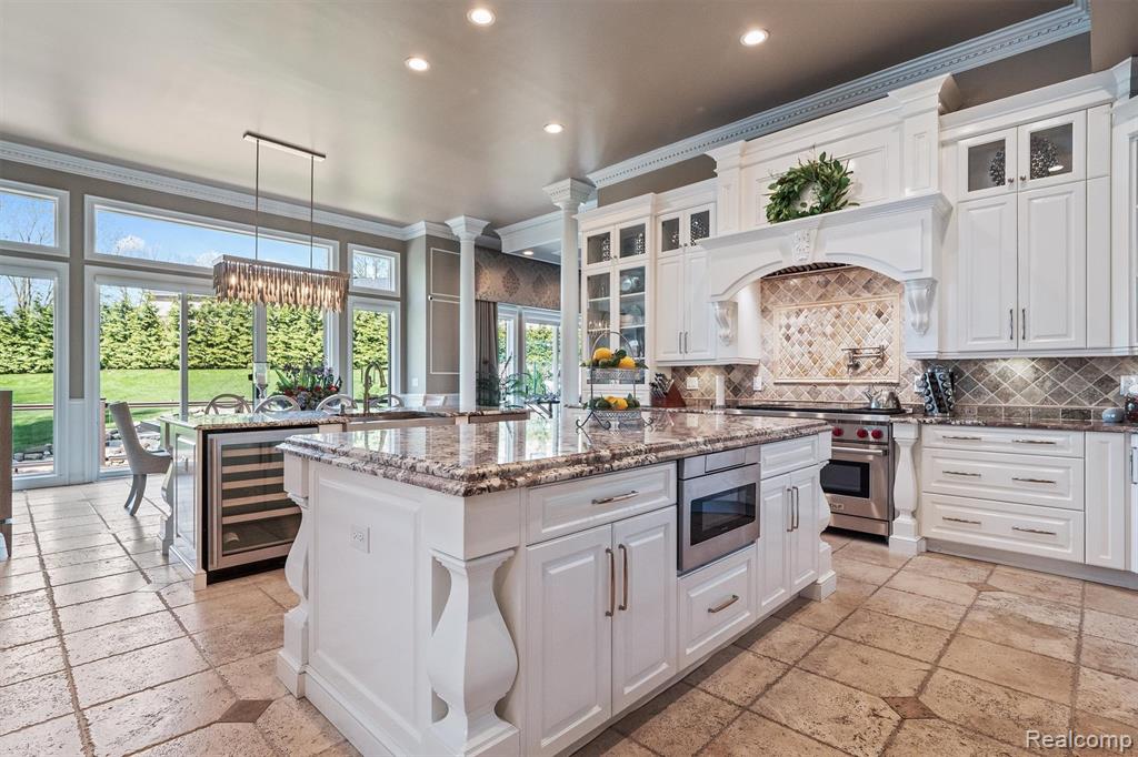 6608 Minnow Pond Drive, West Bloomfield, MI — Photo 13