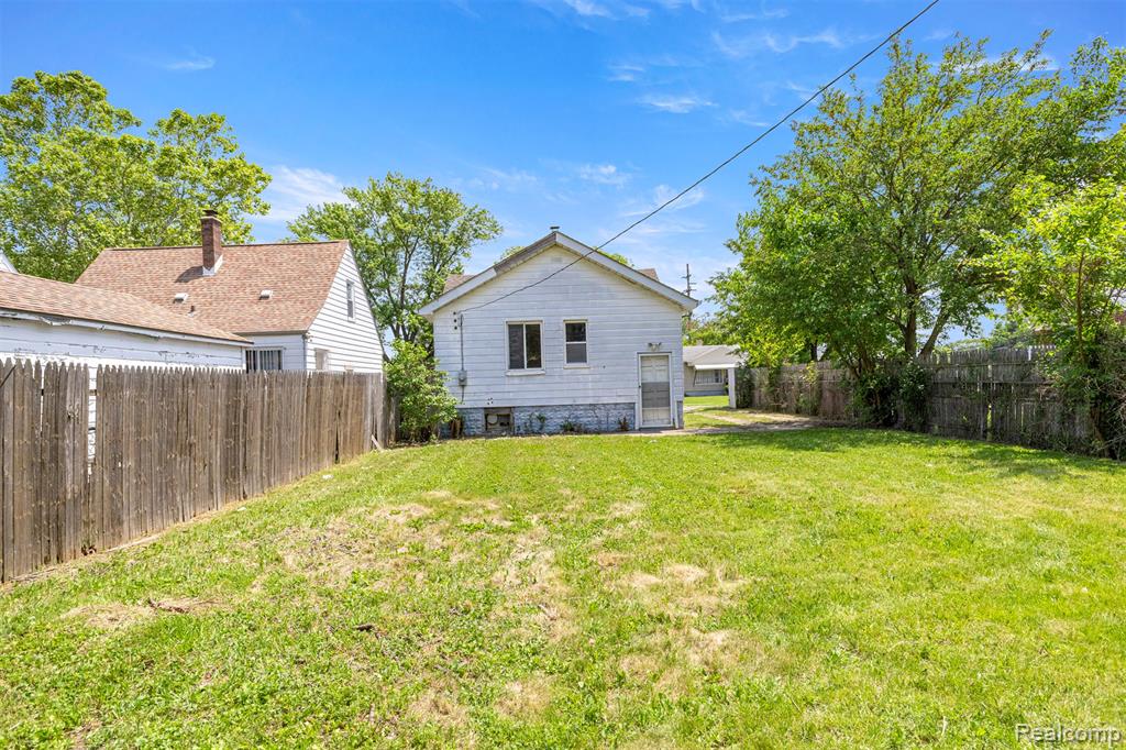 6025 Rosemont Avenue, Detroit, MI 48228 — Photo 24