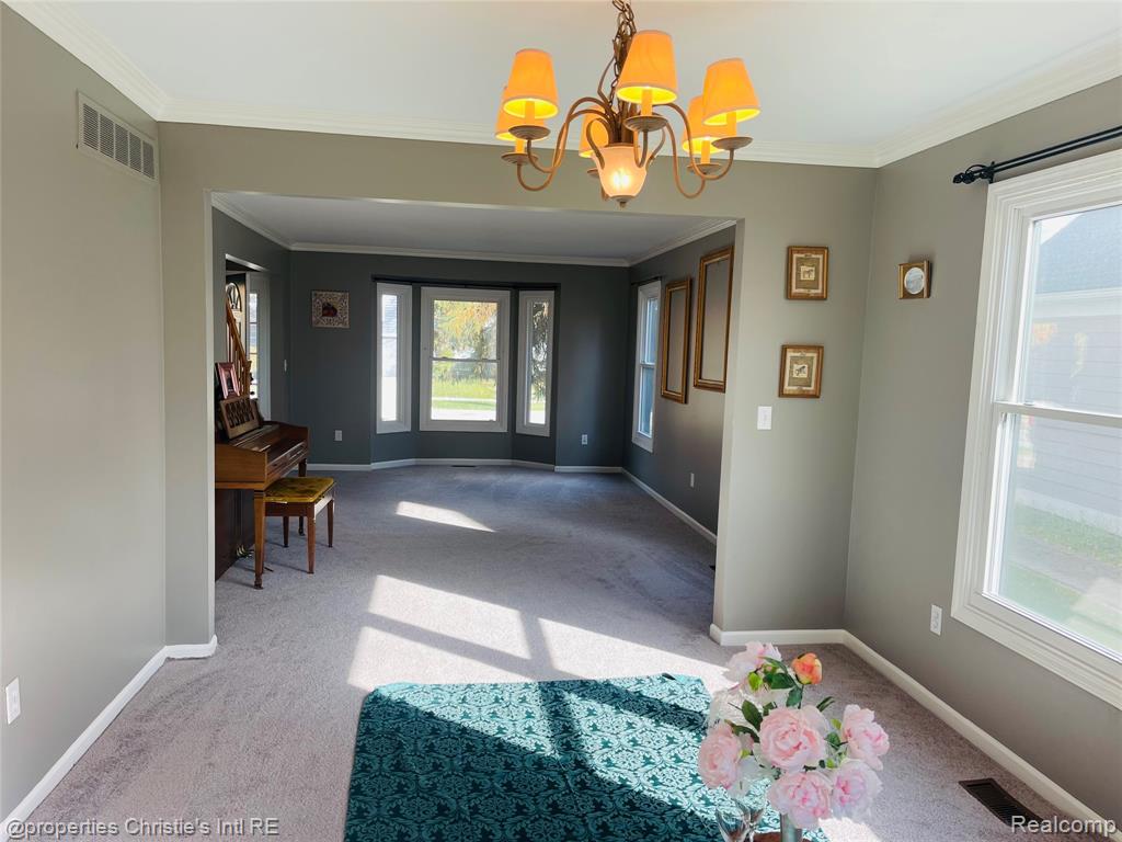 852 Linden Way, Auburn Hills, MI 48326 — Photo 24