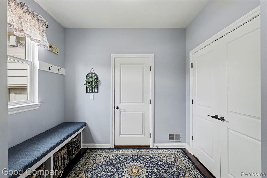 900 Watersmeet Drive, Oxford, MI 48371 — Photo 41