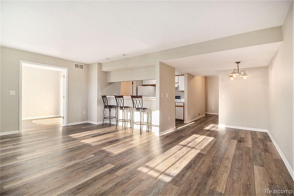 1449 HEATHERWOOD Lane, Ann Arbor, MI 48108 — Photo 6