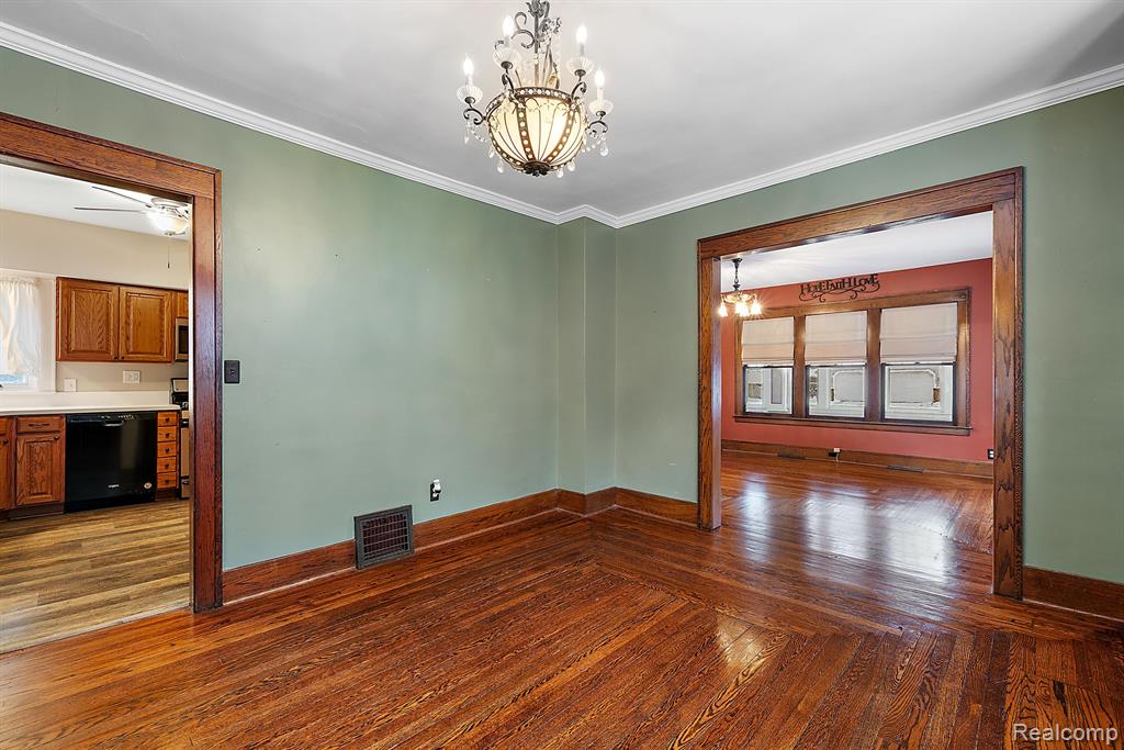 52 DENNISON Street, Oxford, MI 48371 — Photo 17