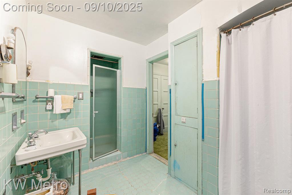 18318 Birchcrest Drive, Detroit, MI 48221 — Photo 13