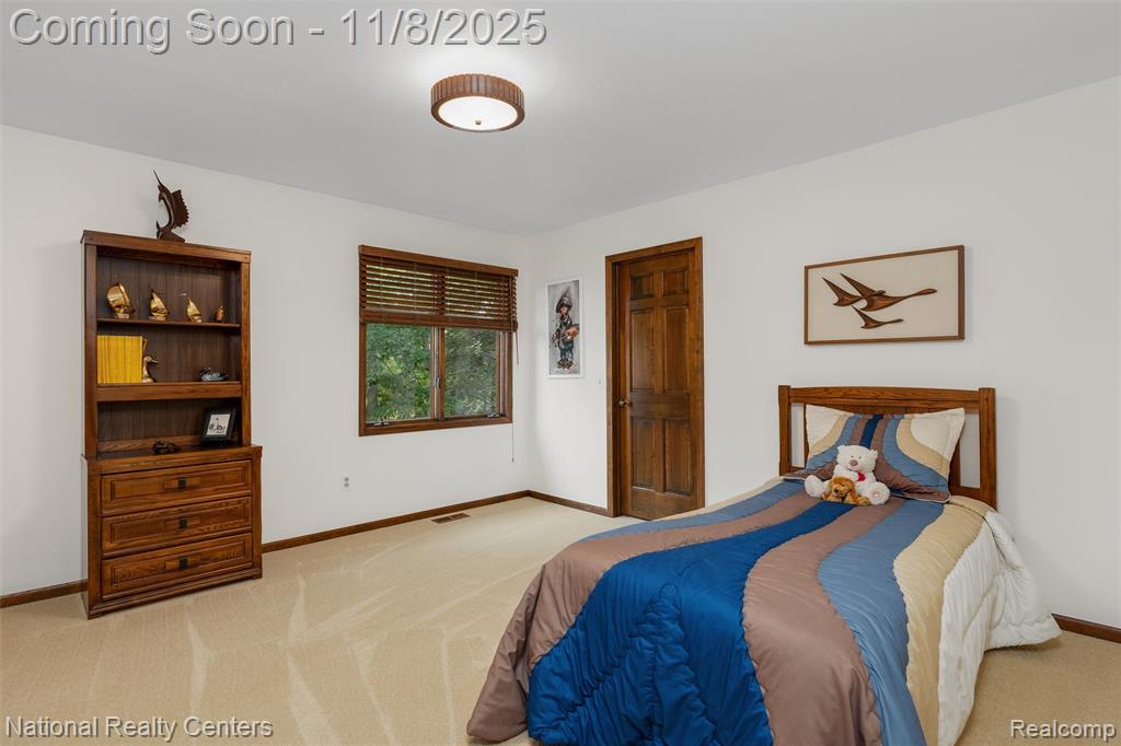 4822 Cider Hill Drive, Rochester, MI 48306 — Photo 45