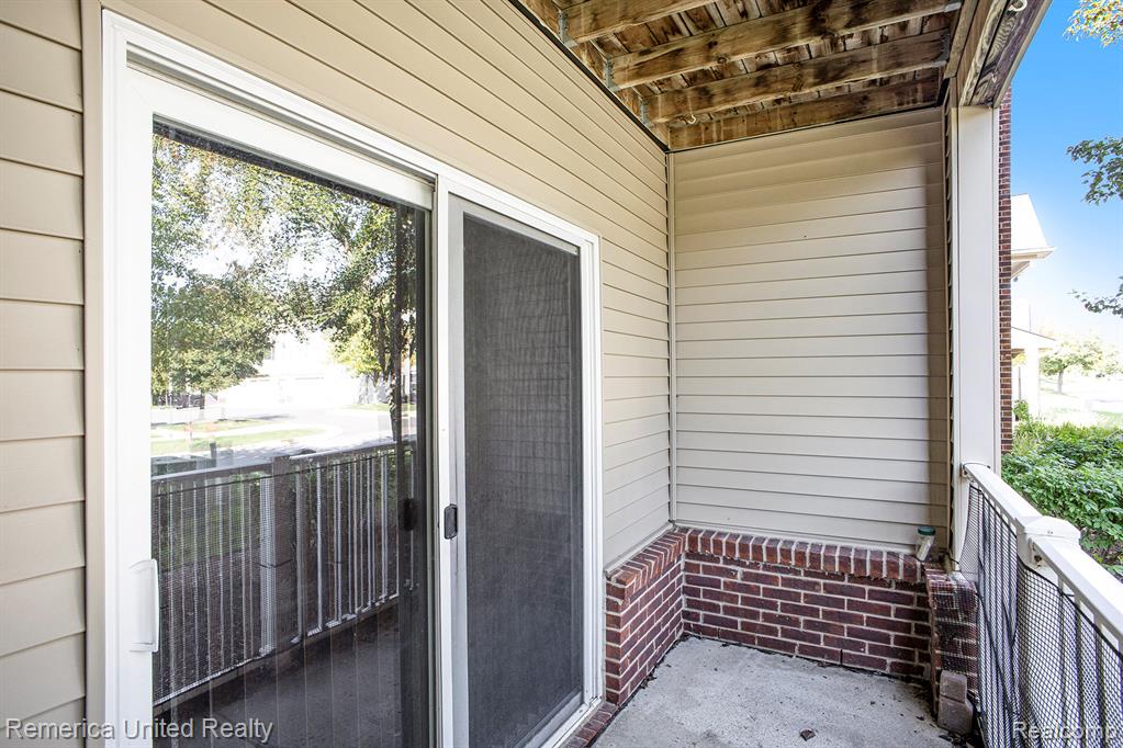 4184 Hampton Ridge Boulevard, Howell, MI 48843 — Photo 15
