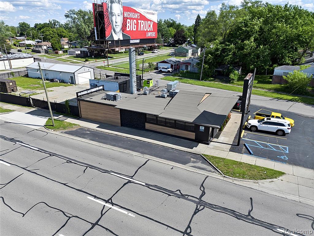 24737 W 8 Mile Road, Detroit, MI 48219