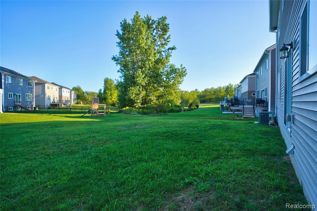 320 Hidden River E, Holly, MI 48442 — Photo 7