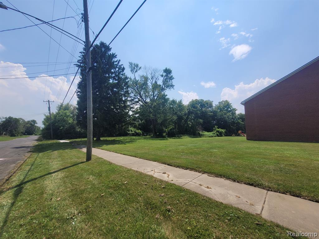 9585 IRIS Street, Detroit, MI 48227 — front exterior