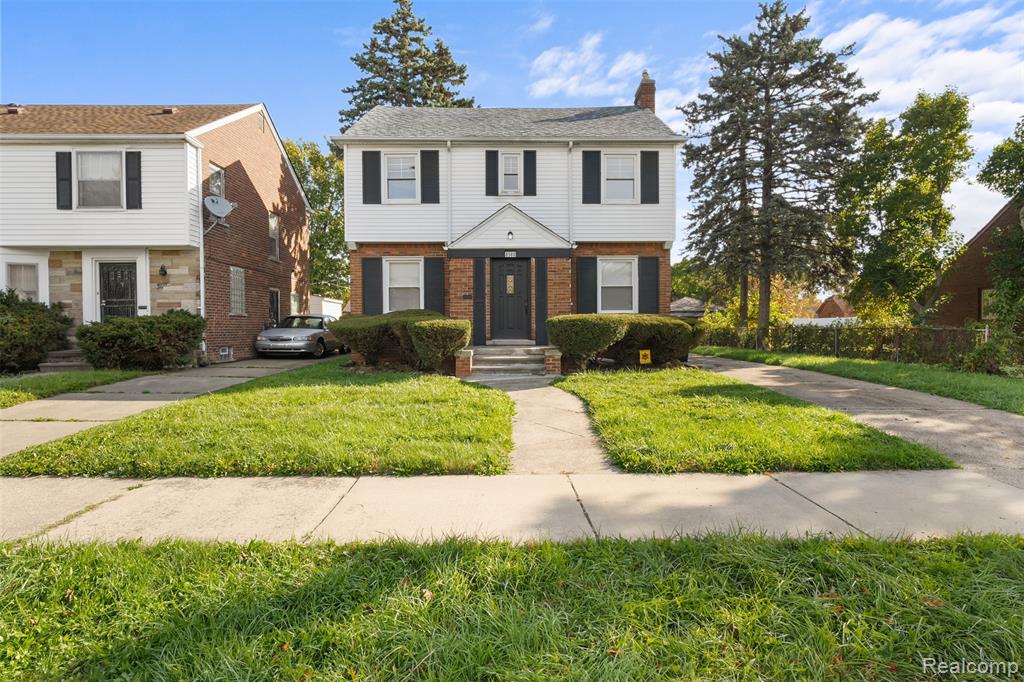 8560 Sorrento Street, Detroit, MI 48228