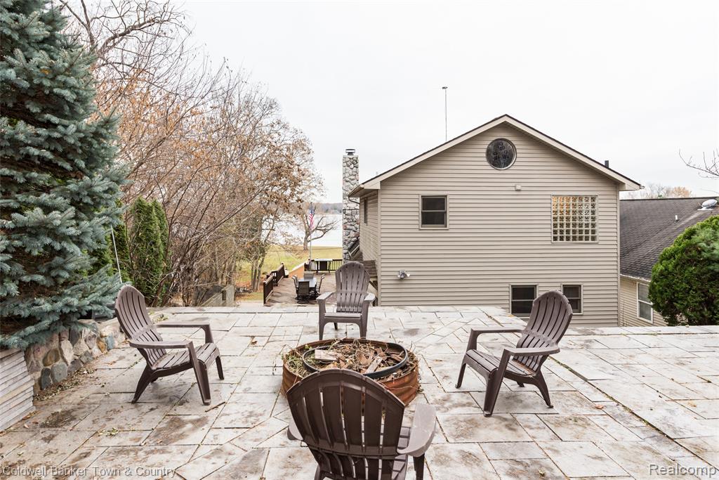 8160 Halfway Drive, Brighton, MI 48116 — Photo 47