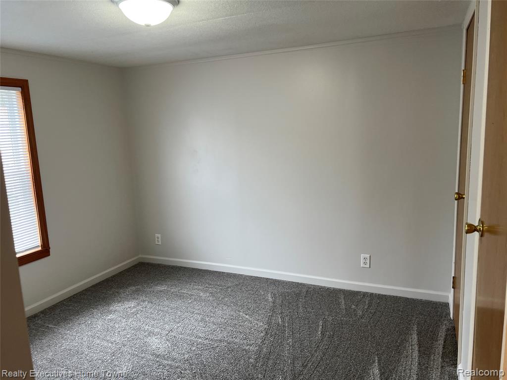 7130 Mapleview Circle, 68, Brown, MI 48416 — Photo 5