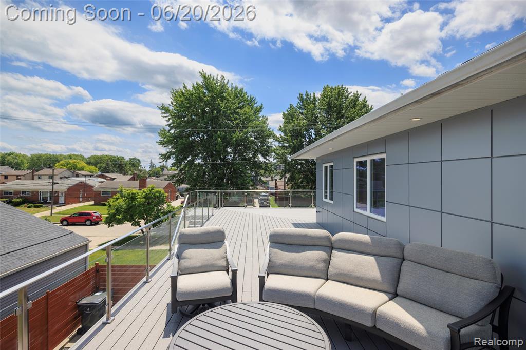 22491 E 10 Mile Road, Saint Clair Shores, MI 48080 — Photo 34