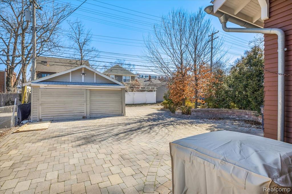 522 N Washington Avenue, Royal Oak, MI 48067 — Photo 20