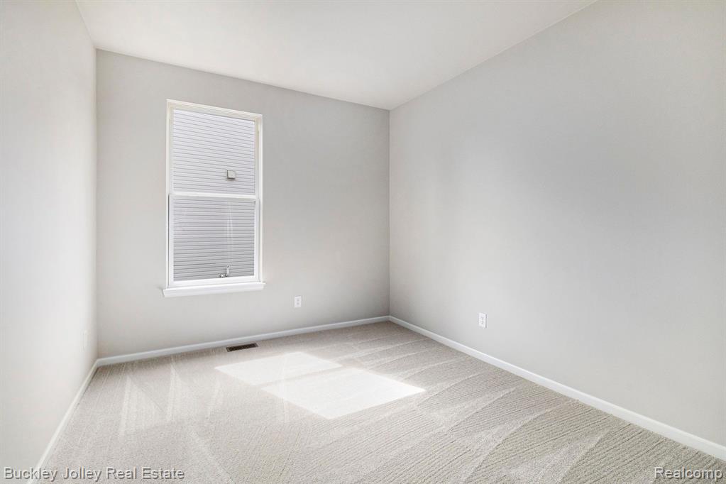 3736 VICKSBURG Way, Howell, MI 48843 — Photo 12