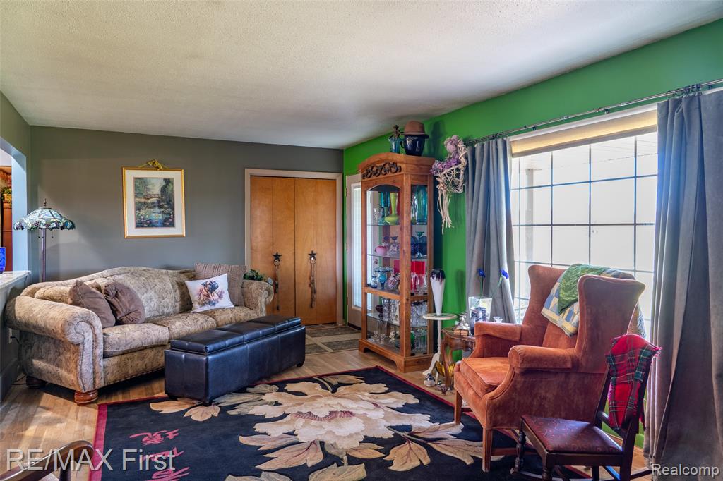 65301 Omo Road, Lenox, MI 48050 — Photo 30