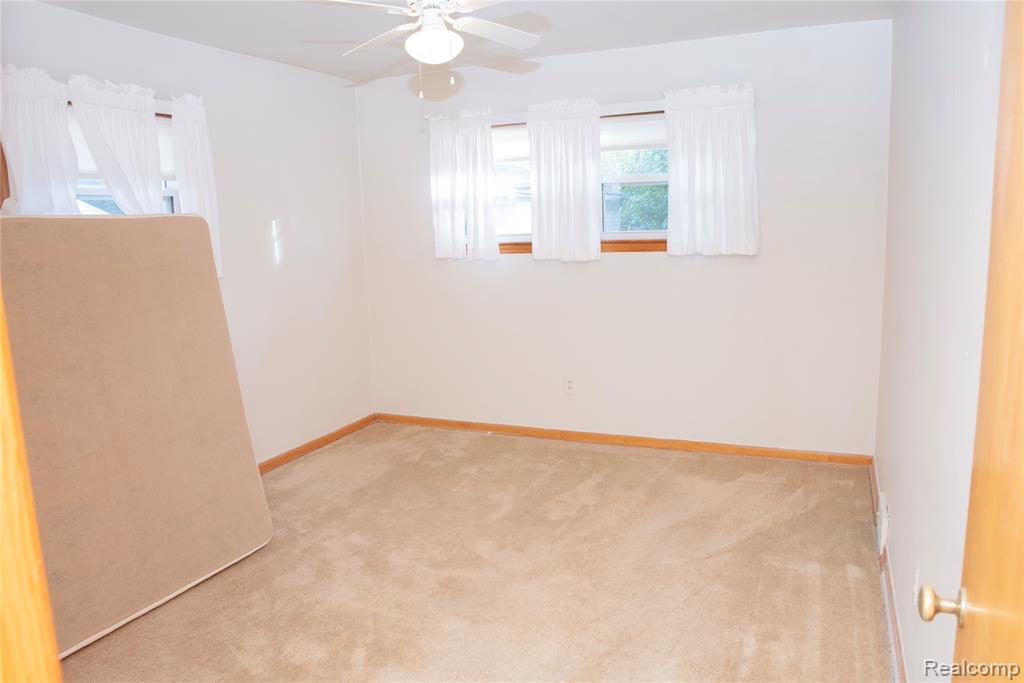 9807 Seavitt Drive, Allen Park, MI 48101 — Photo 18