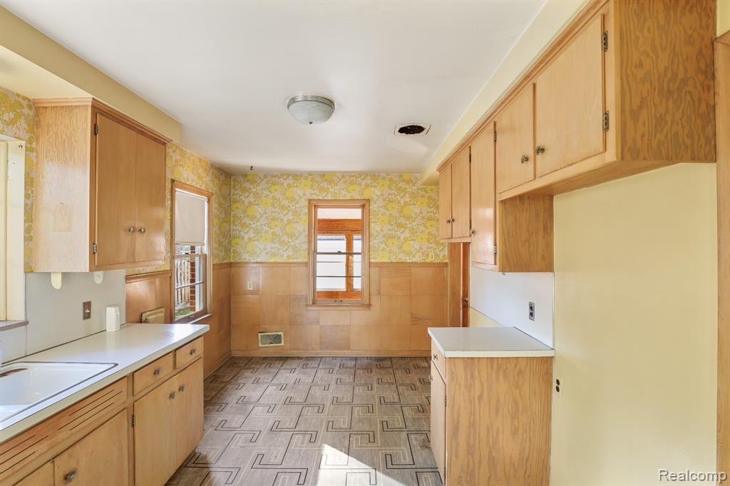 685 Ross Street, Plymouth, MI 48170 — Photo 7