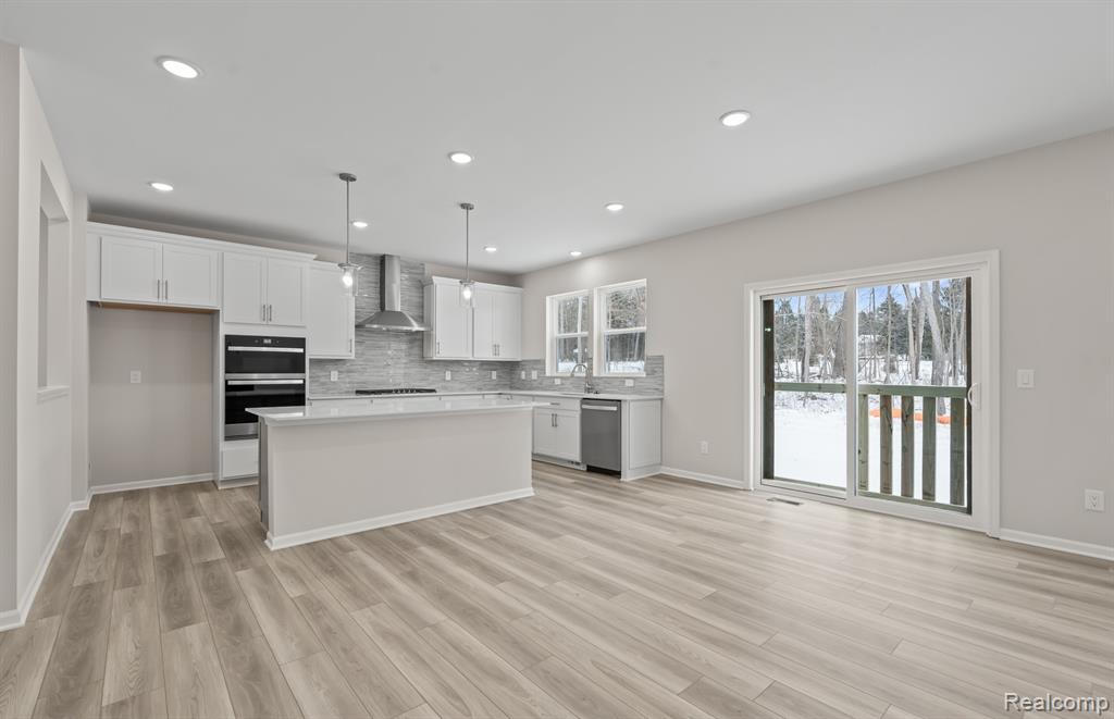 30112 Norway Drive, New Hudson, MI 48165 — Photo 9