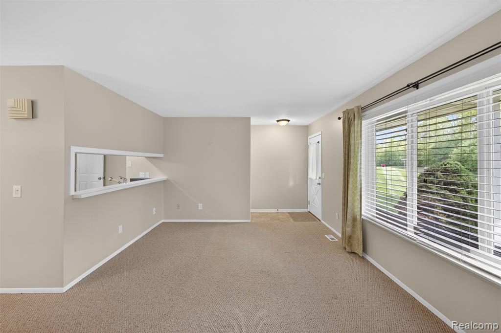 1484 Leisure Drive, Flint, MI 48507 — Photo 15