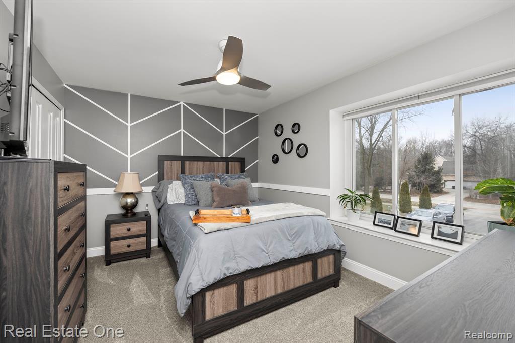 4083 W MAPLE Road, Wixom, MI 48393 — Photo 29