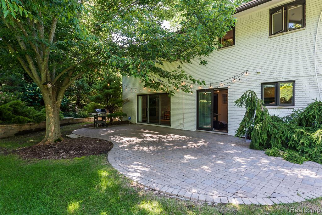 581 Woodway Court, Bloomfield Hills, MI 48302 — Photo 42
