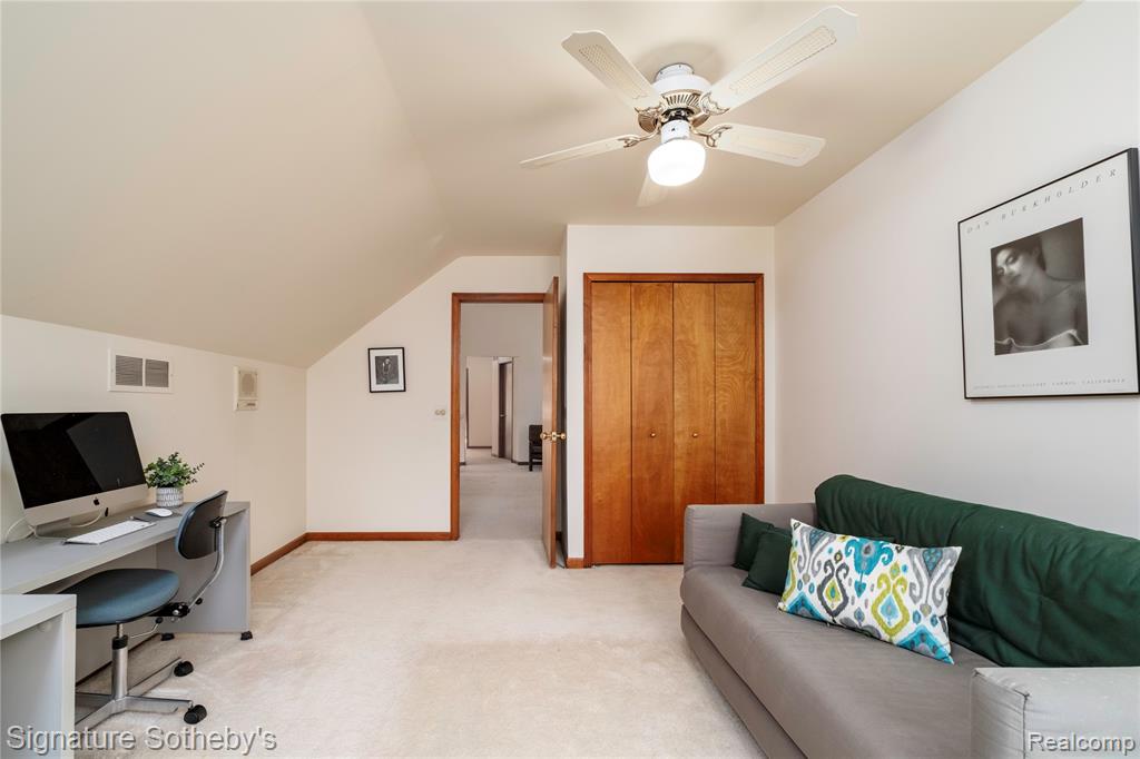 16819 Country Knoll Drive, Northville, MI 48168 — Photo 35