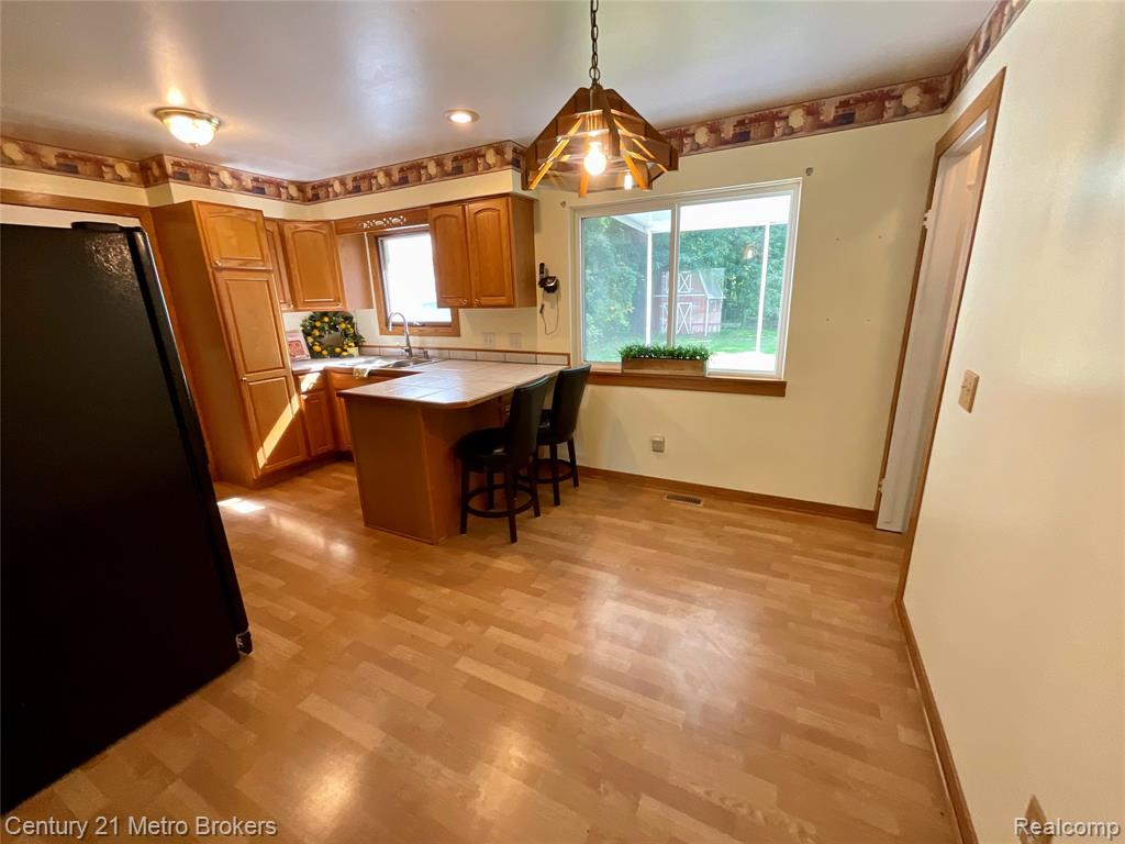 6272 Elro Street, Burton, MI 48509 — Photo 18