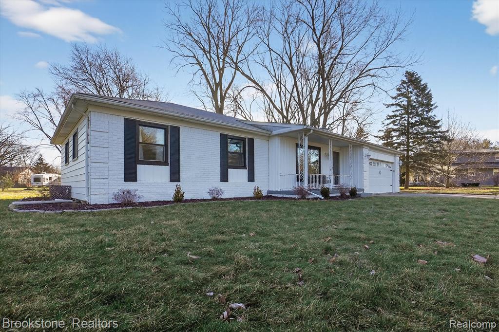 6227 McKenzie Drive, Flint, MI 48507 — Photo 3
