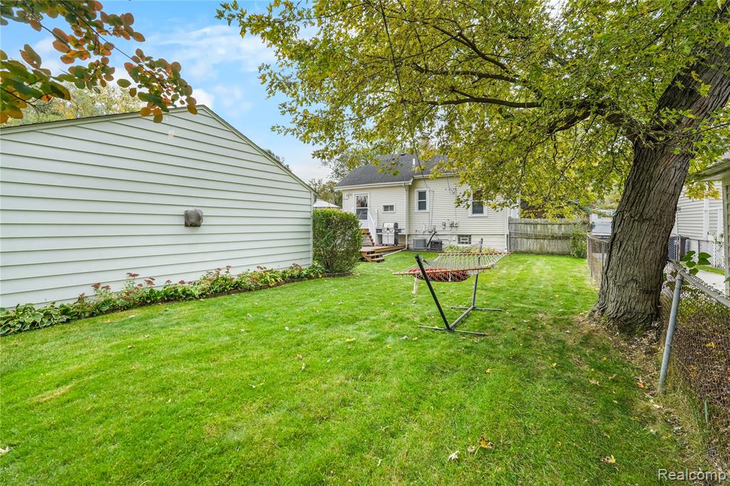 445 Linden Avenue, Royal Oak, MI 48073 — Photo 31