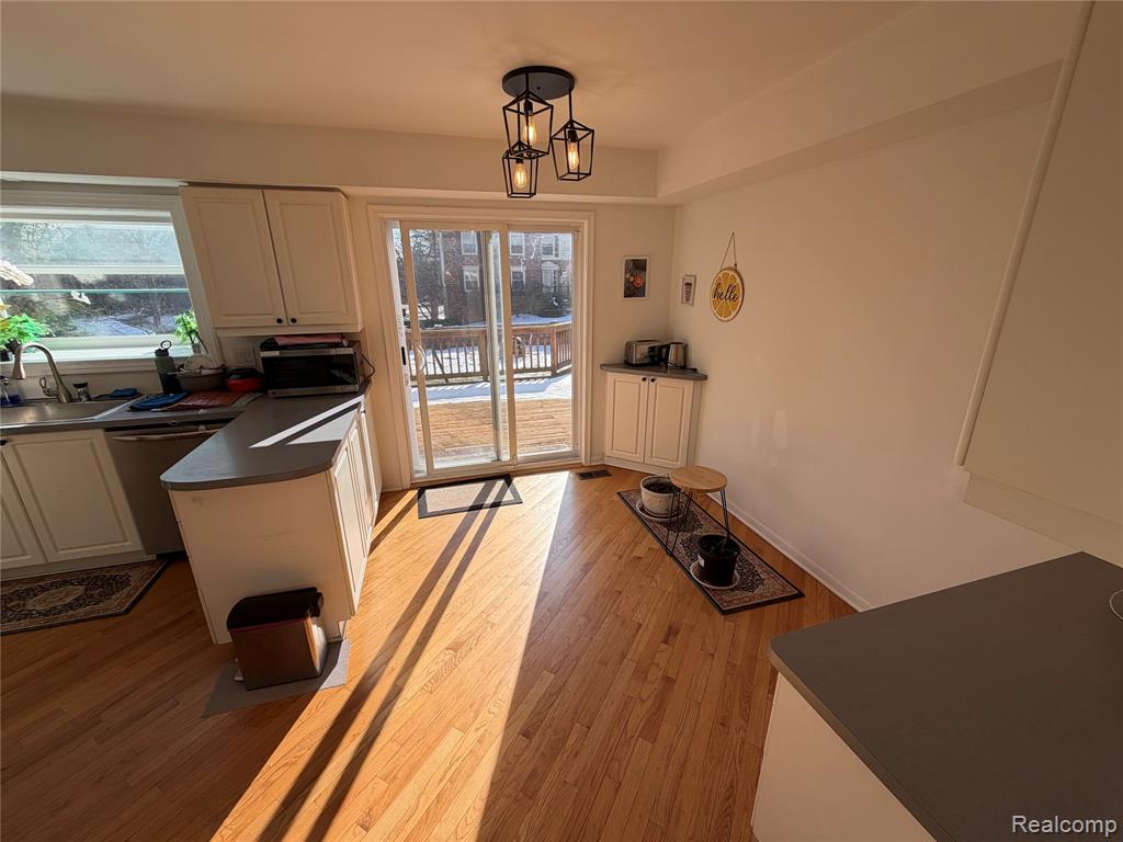4205 Pinehurst Drive, West Bloomfield, MI — Photo 17
