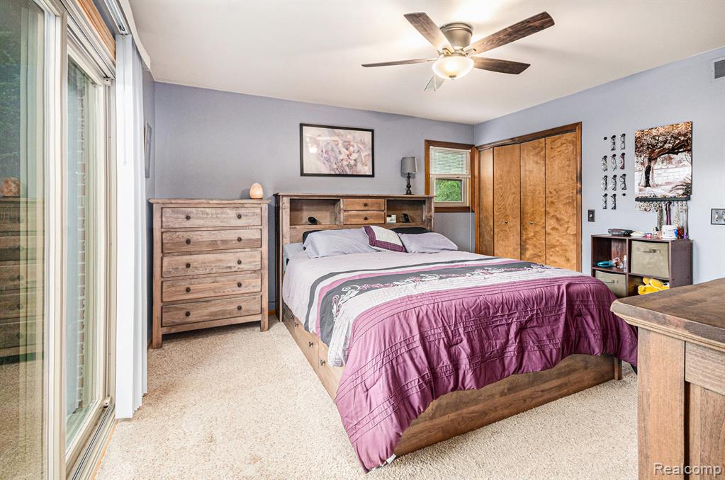 9300 Clippert Street, Taylor, MI 48180 — Photo 16