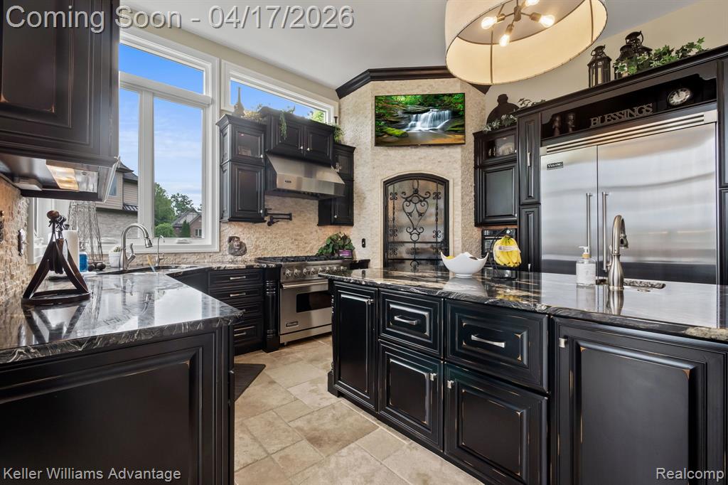 10993 Stoney Point Drive, South Lyon, MI, 48178