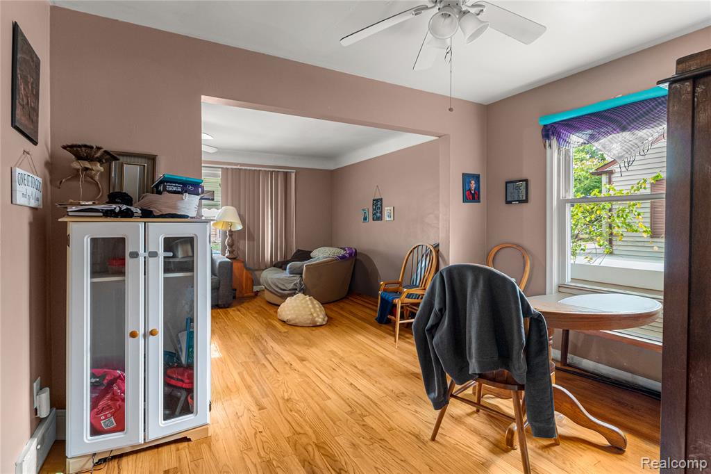8174 Helen, Center Line, MI 48015 — Photo 7