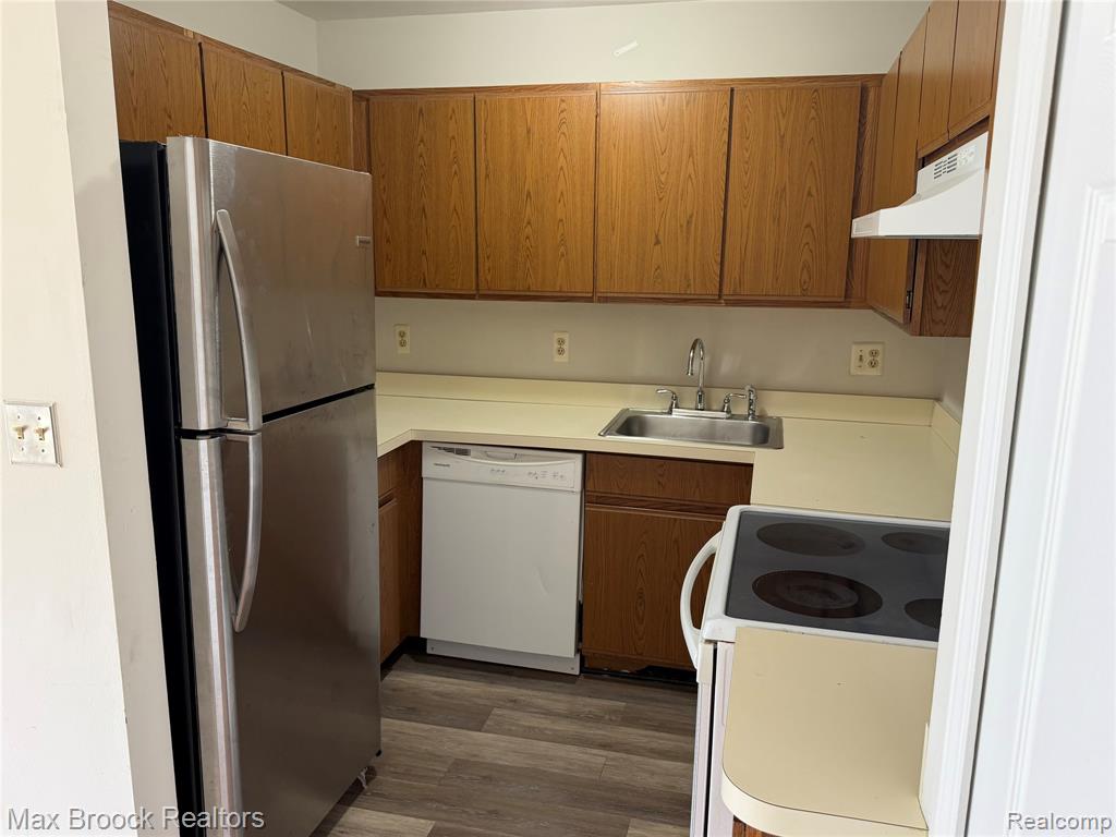 50431 Bay Run S, Chesterfield, MI 48047 — Photo 10