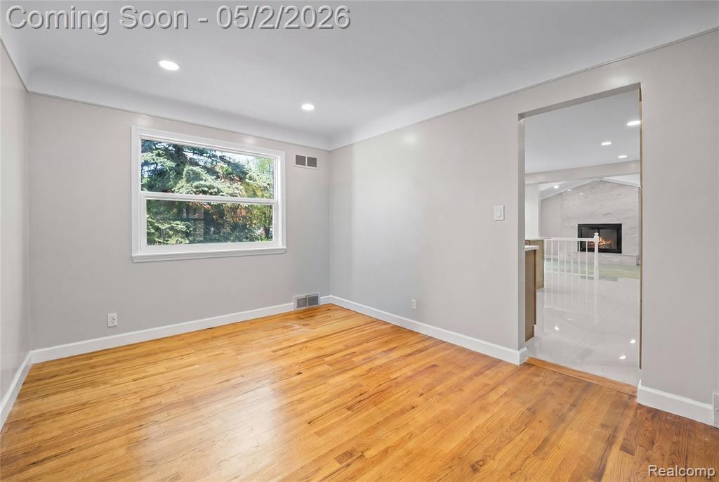 5 Snow Court, Dearborn, MI 48124 — Photo 10