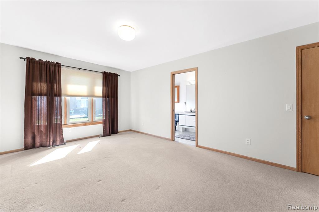 26783 PARK Lane, Woodhaven, MI 48183 — Photo 24