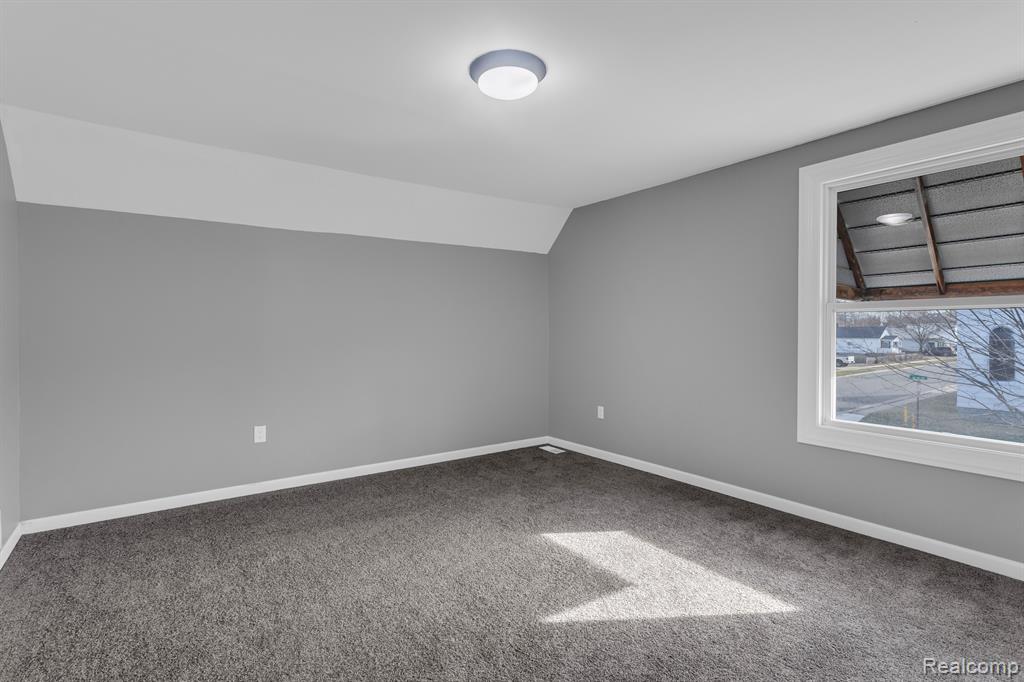 403 14TH Street, Port Huron, MI 48060 — Photo 9