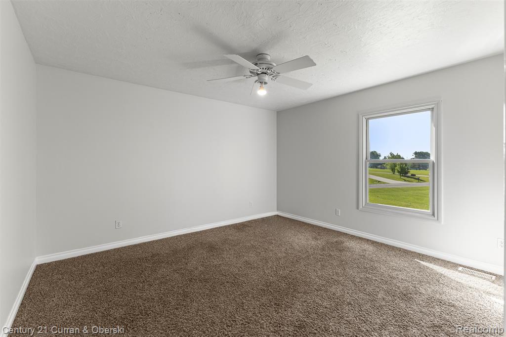 2732 Carric Court, Jackson, MI 49201 — Photo 16