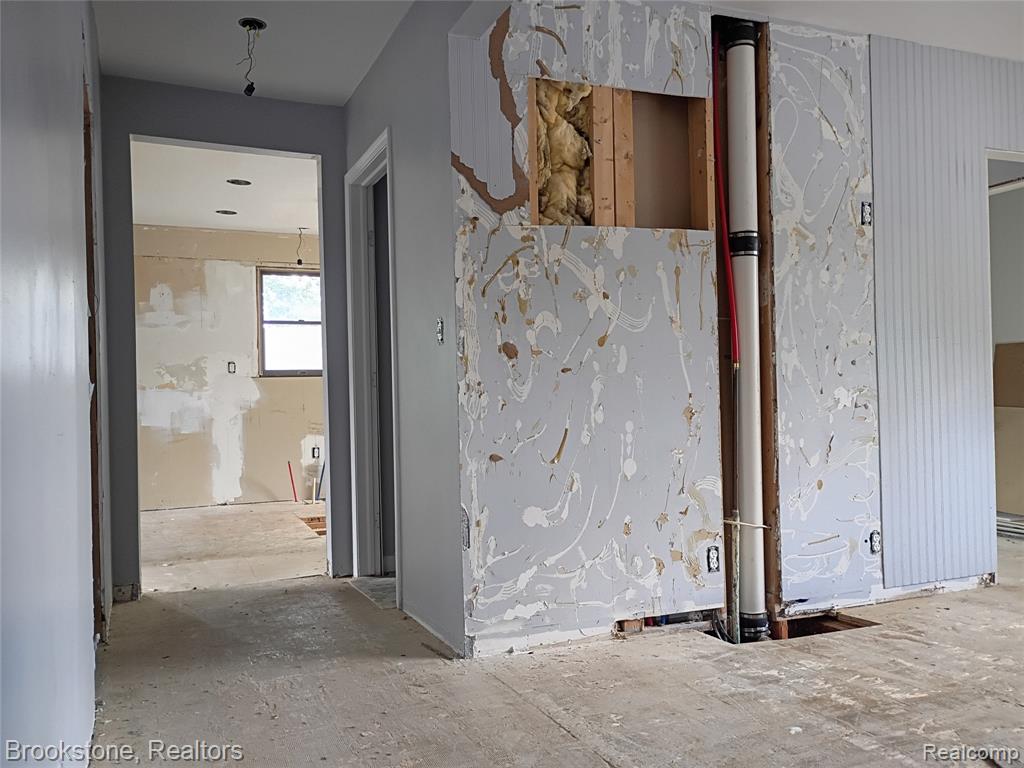 510 Pleasant Street, 5, Charlotte, MI 48813 — Photo 2