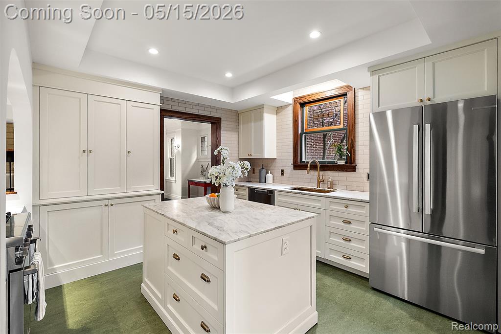 26329 York Road, Huntington Woods, MI — Photo 15