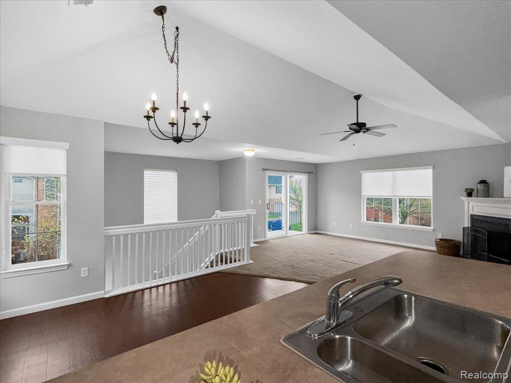 731 Amberly Drive, C, Waterford, MI 48328 — Photo 11