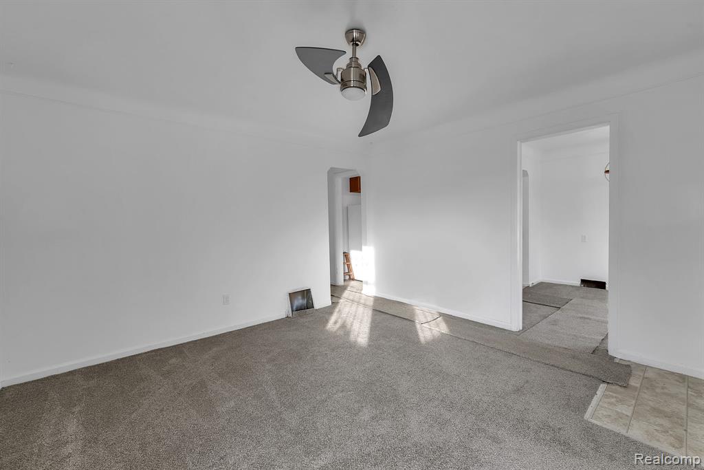 6411 Greenview Avenue, Detroit, MI 48228 — Photo 6