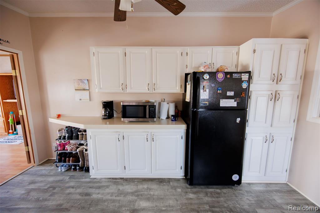 8016 Harbour Drive, MI — Photo 18