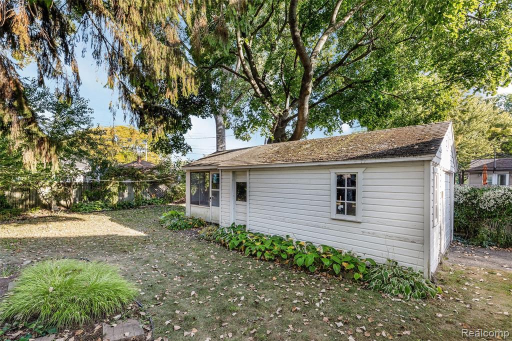 515 S Wilson Avenue, Royal Oak, MI 48067 — Photo 19